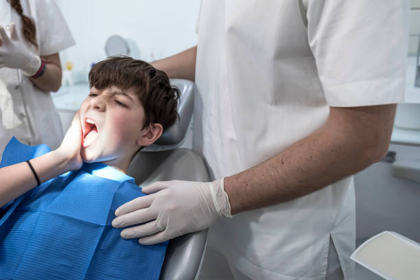 Best Emergency Gum Treatment in Llano Grande, TX